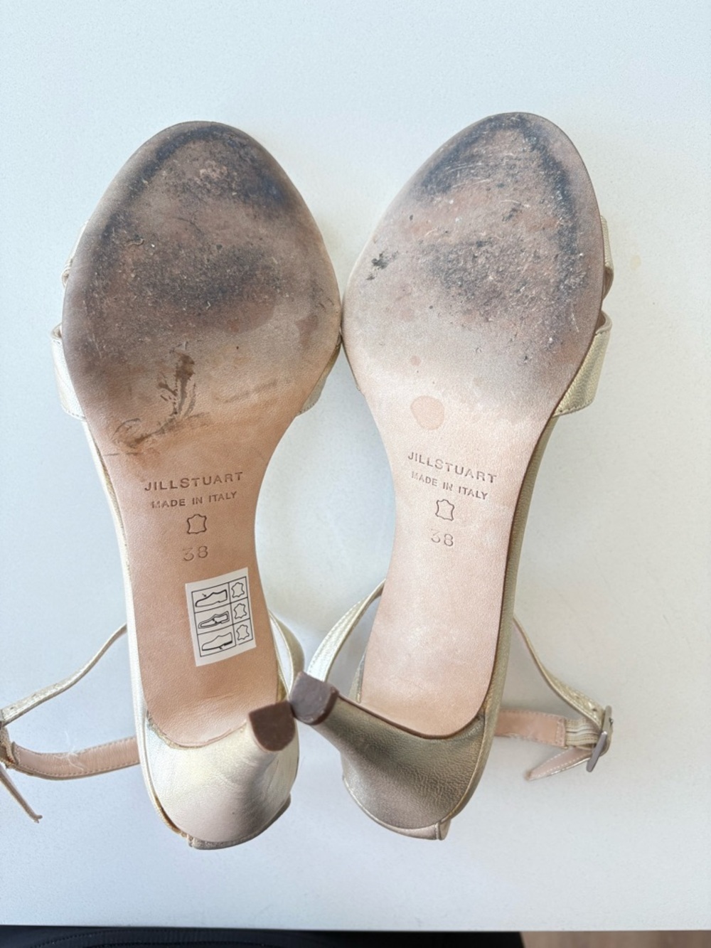 Jill Stuart Gold Leather Astrid T-Strap Dress Sandals, 8 - Picture 6 of 10
